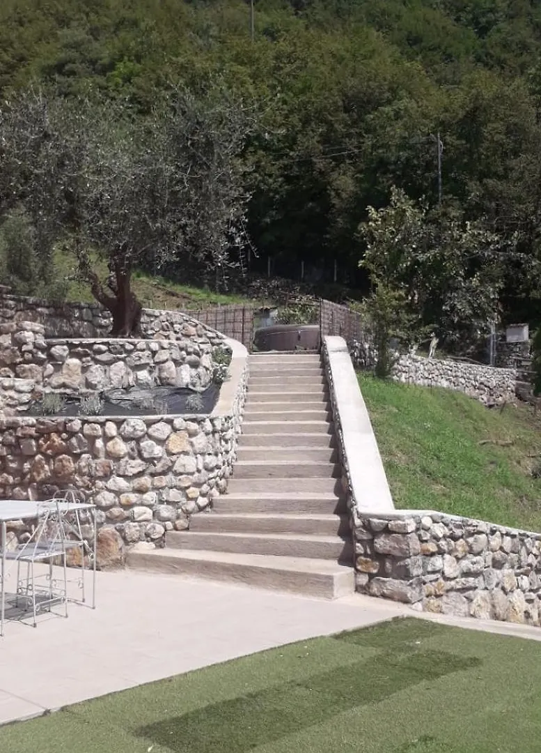 Agriturismo Cascina Lert Marone 0*,
