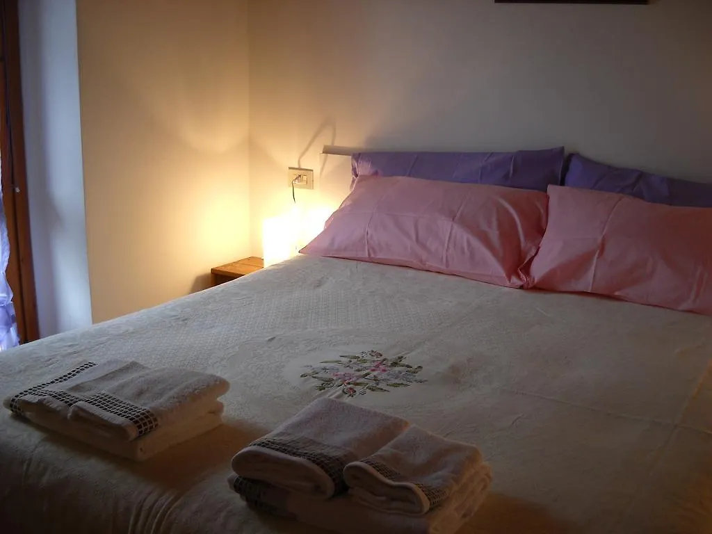 Villa Agriturismo Cascina Lert Marone Italien